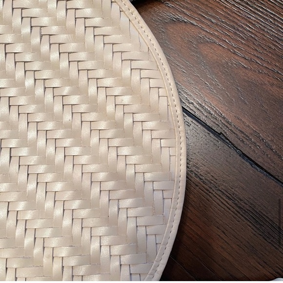 Bembien Emilia round tote - Picture 11 of 16